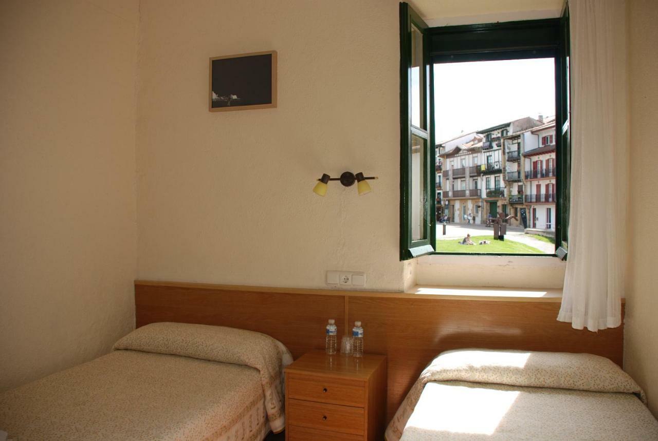 Hostal Zaragoza Hondarribia Exterior foto